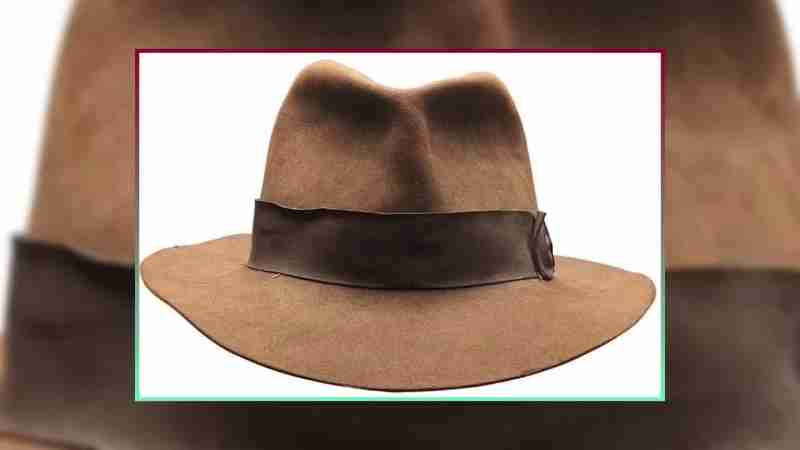 Video Screenshot, tags: fedora di indiana jones harrison ford venduto all'asta 570.000 - Youtube